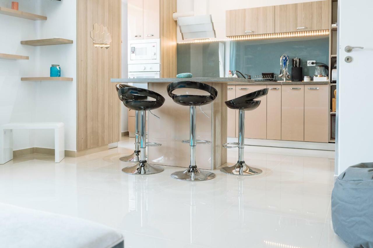 Luxury Flat 9 Near Metro Lägenhet Bukarest Exteriör bild